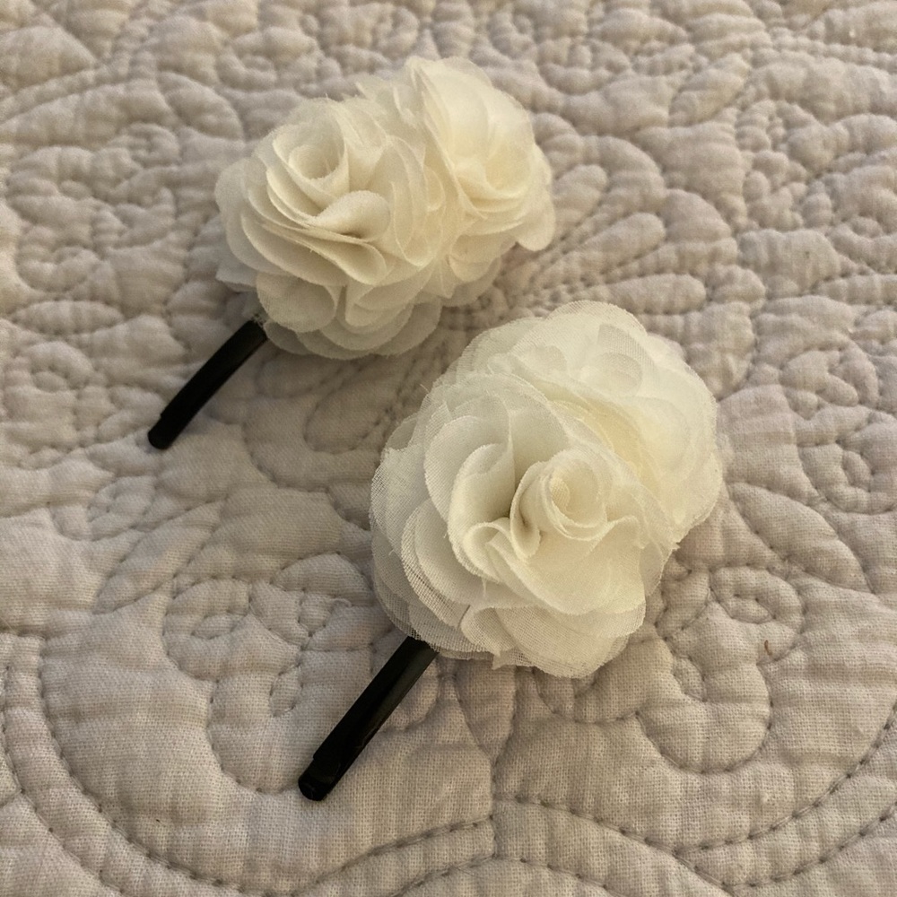 Faux floral hair pins